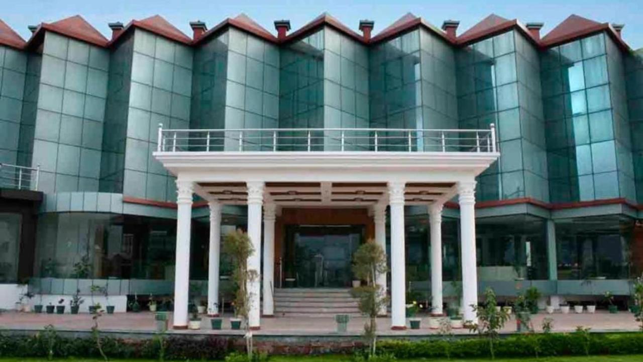 Hotel Padmini Palace Rani Pokhri Экстерьер фото